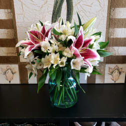 Toms River Florist - Flower Delivery by Royal Flowers Shop and Party  Supplies