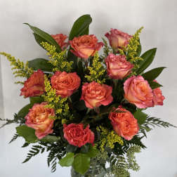 Free Spirit Dozen Roses