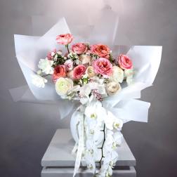 Daehwa Songeun Petal Designer’s Choice Bouquet