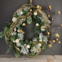 Christmas Glam Wreathe