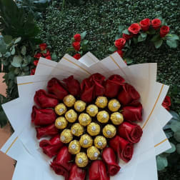 HEART CHOCOLATE BOUQUETE