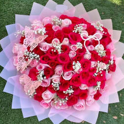 100 beautiful red and pink roses.