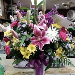 FR-100 Fresh Vased Arrangement