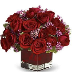 Never Let Go by Teleflora - 18 Red Roses