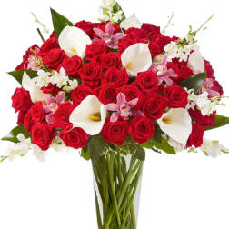 Elegant Extravagance™ Bouquet