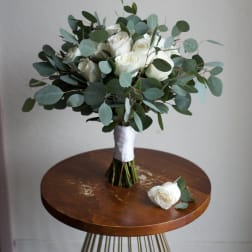 Elopement Blooms