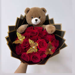 Bouquet with bear