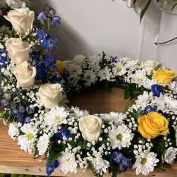 Urn Wreath BW
