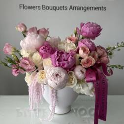 Queen Vase