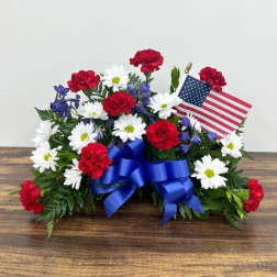 Patriotic Tribute Centerpiece