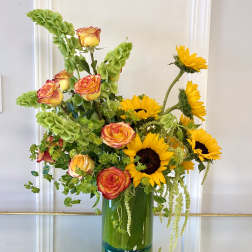 Sunlit Elegance By VLM Flowers