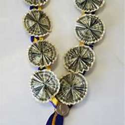 MONEY LEIS