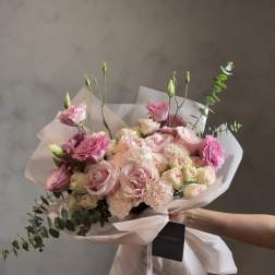 Rosé Bloom Symphony