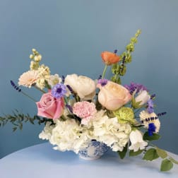 Summer Victorian Garden Table Arrangement
