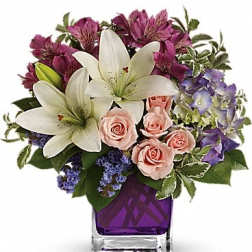 Teleflora's Garden Romance