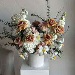 Coffee Sky mixed Arrangement