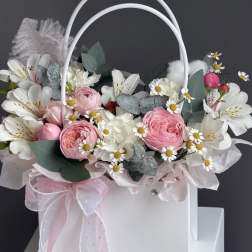 Tote of Garden Blooms