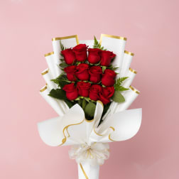 Signature Flat Red Rose Bouquet