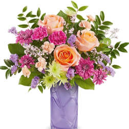 Teleflora's Pretty Daydream Bouquet