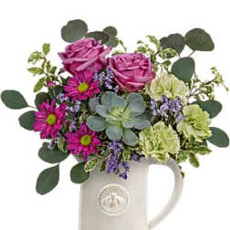 Teleflora's Queen Bee Bouquet