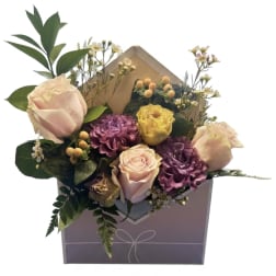 Blooming Envelope Designer's Choice - Unique Flower Arrangement in Envelope Box