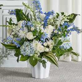 Blessings of Memory Floor Basket