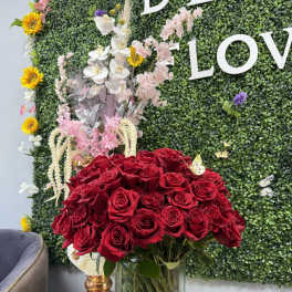 LOVE BOMB