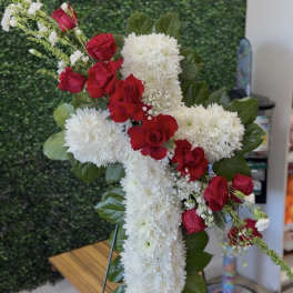 Graceful Remembrance Cross