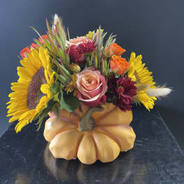 Pumpkin Spice Floral arrangement