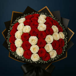 Blanco y Rojo Ramo Buchon by Latin Lady Luxe