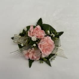 3 MINI CARNATIONS CORSAGE