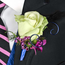 A NIGHT TO REMEMBER PROM BOUTONNIERE