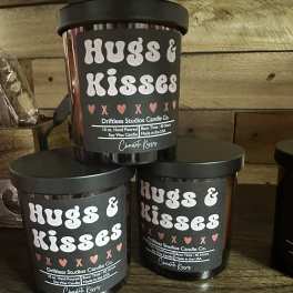 Hugs & Kisses Candle