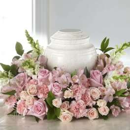 Pink Love Urn