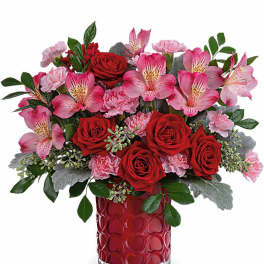 Teleflora's Enchanted Hearts Bouquet