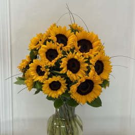 Summer Sunshine By VLM Flowers