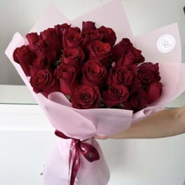 25 Red Roses Bouquet