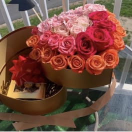 Pink, orange, off white and everything nice roses by lavish.ishbouquet