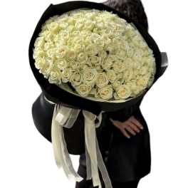 Bouquet of 100 white roses in black packaging