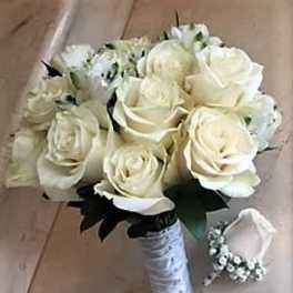 Bride Bouquet and Boutonniere