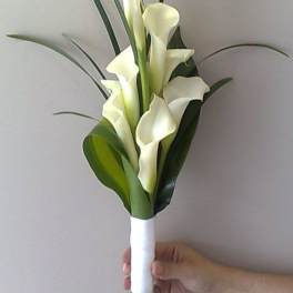 White Callas bride bouquet