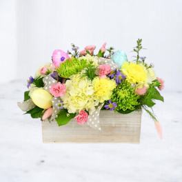 Hippy Hoppy Easter Centerpiece by Twigs and Blooms