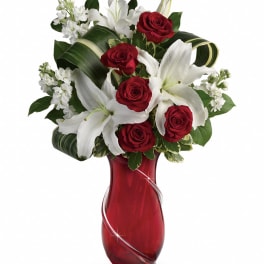 Teleflora's Love And Tenderness Bouquet