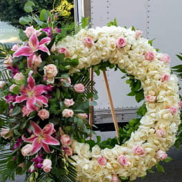 Large Wreath with Side Bouquet