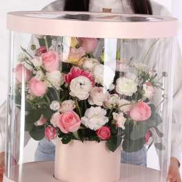 Boxed floral arrangement