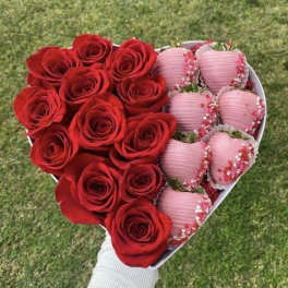 Corazon de rosas y fresitas