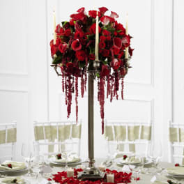 Upscale regal centerpiece
