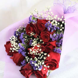 Classic Dozen Rose Bouquet