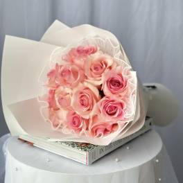 Eternal Romance pink (12 roses)