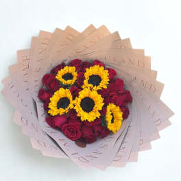 Red roses Sunflowers